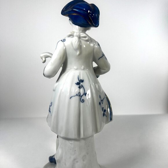 Vtg Ardco Japan Porcelain Gilded Figurine Musician Blue White Playing Lute 3259 - Picture 4 of 8